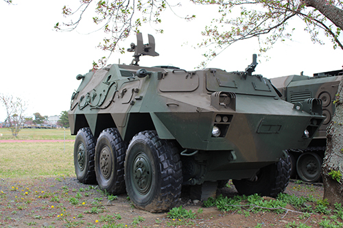 陸上自衛隊土浦駐屯地・武器学校展示の82式指揮通信車