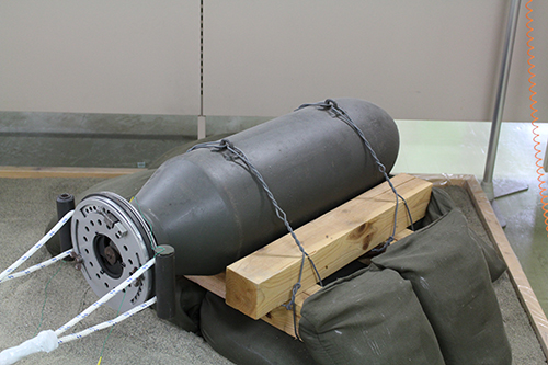 陸上自衛隊土浦駐屯地・武器学校に展示の不発弾処理のディスプレー