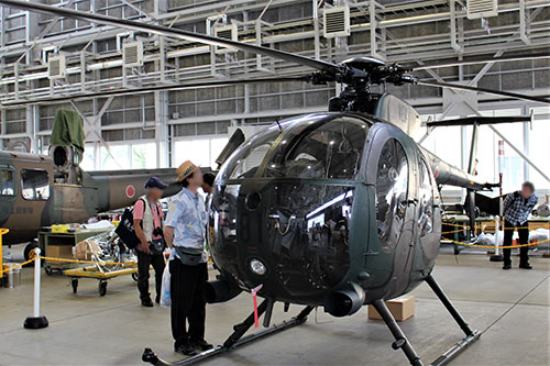 航空学校霞ヶ浦校展示のヘリOH-6D