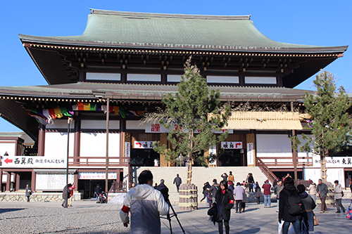 成田山新勝寺の本堂