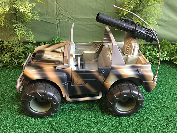 Hasbro GI JOE 4WD Vehicle + Anti-Tank Missile Launcher